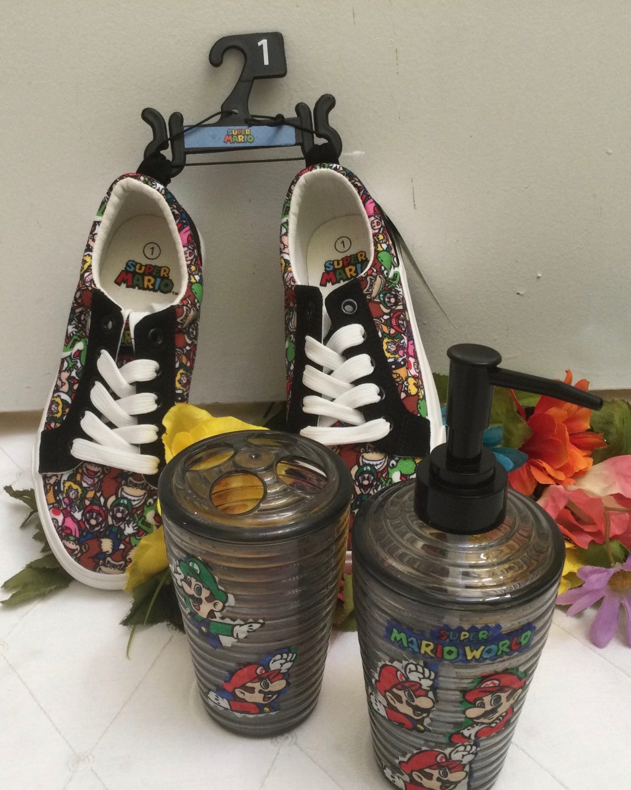 Super Mario soap dispenser set /Super Mario kids sneakers .Size 1. New