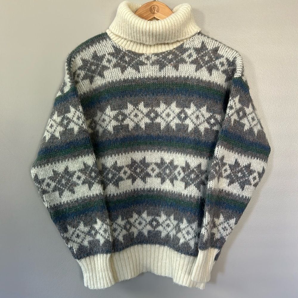 Hilda Ltd. Vintage Icelandic 100% Pure Wool Sweater Sz S