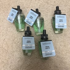 NEW NWT 5 Bath and Body Works Wallflower Refills in Fresh Sheets