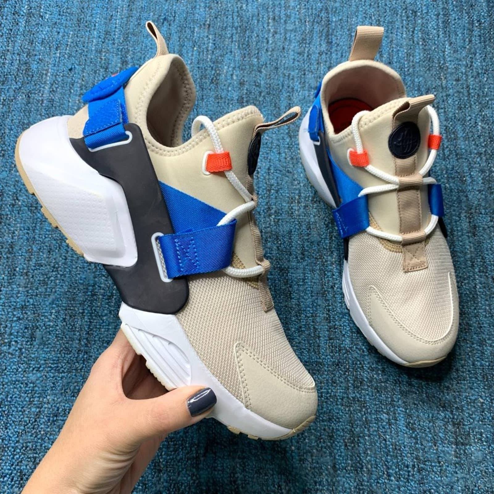 women's 'air huarache city utility casual shoes