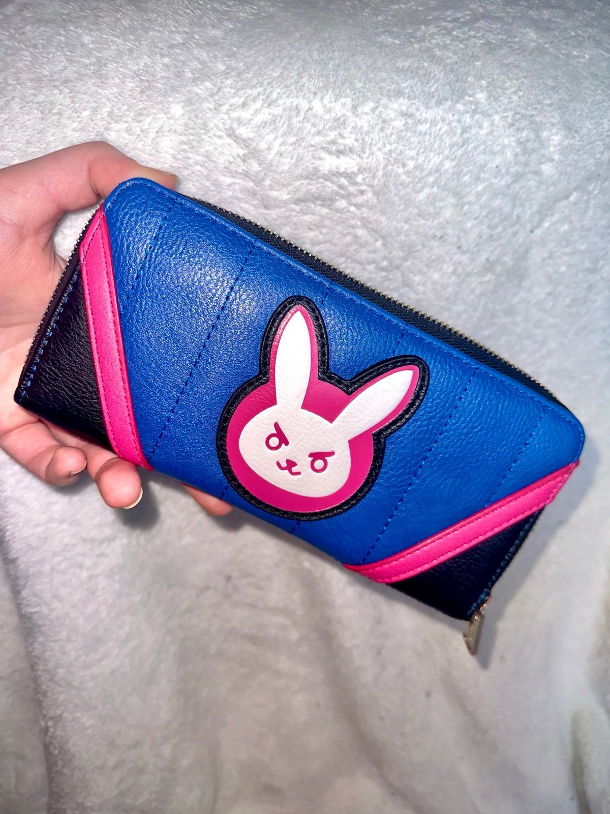 Rare D.Va loungefly wallet!