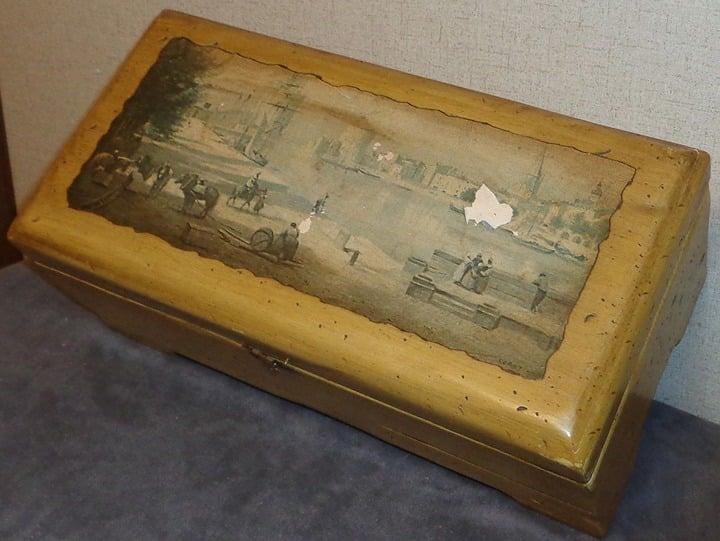 Medium/Large Jewelry Box Real Wood Reuge Edelweiss