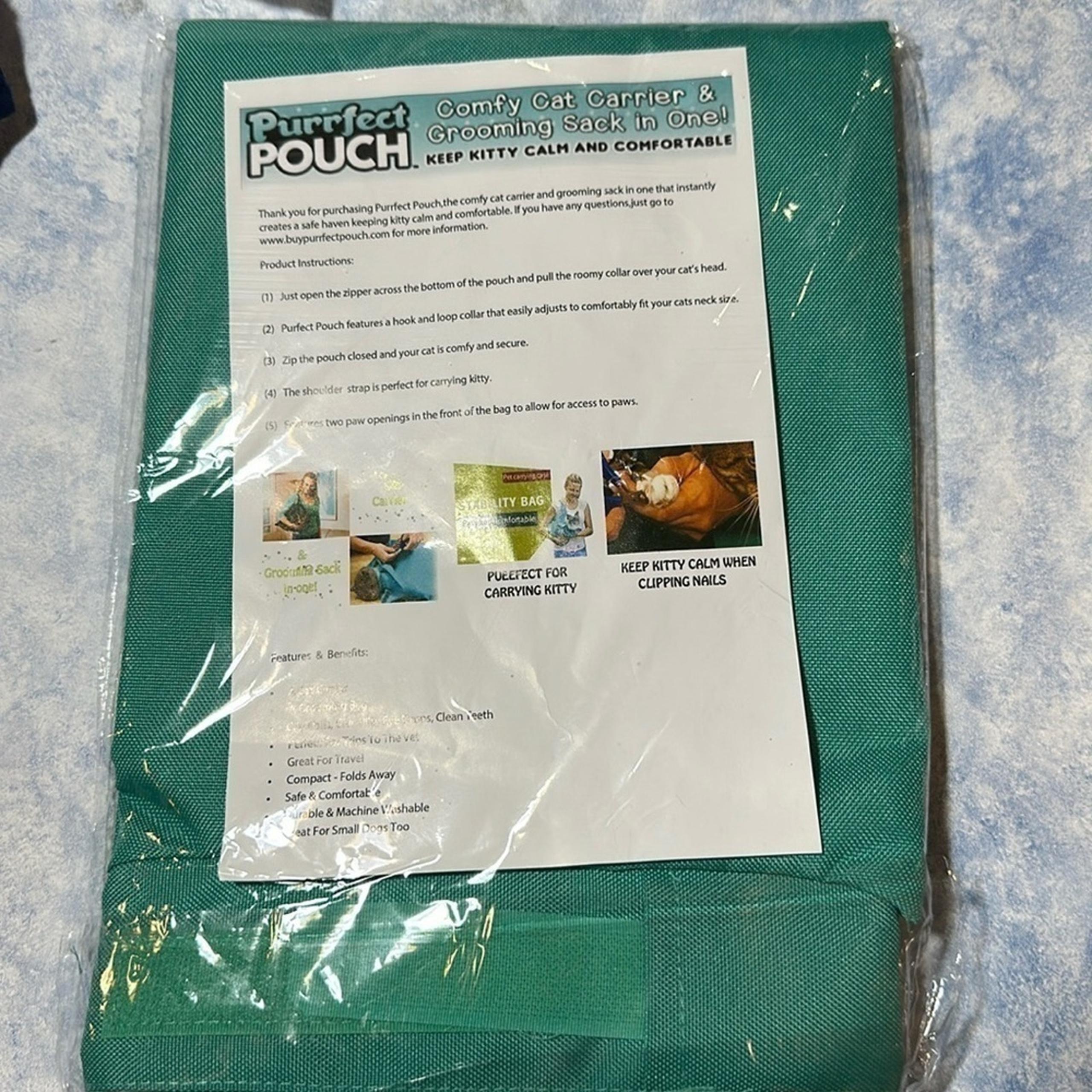 Purrfect Pouch 'Comfy Cat Carrier'