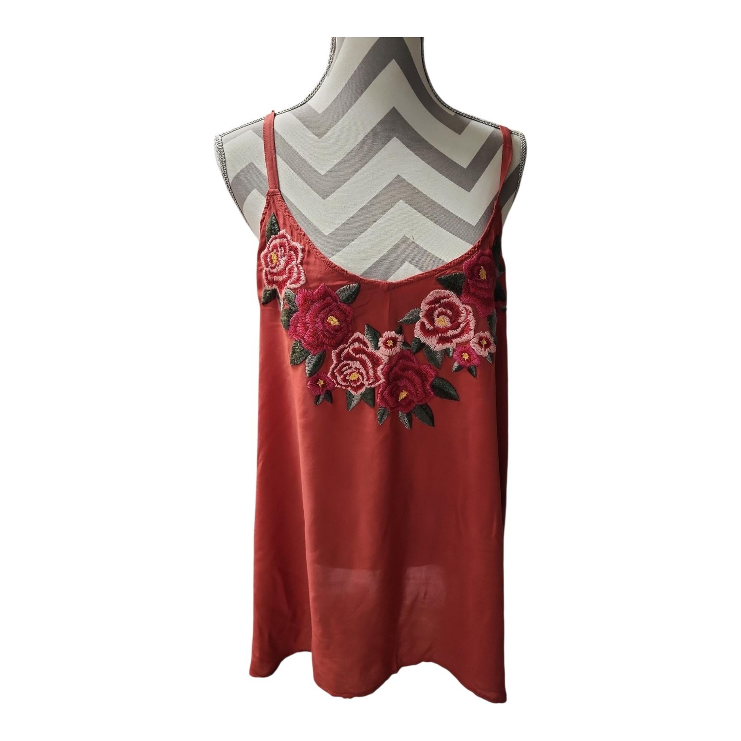Torrid Red Floral Embroidered Camisole Top Women Size 2 Plus Scoop Neck Boho