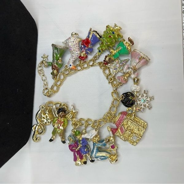 Kirks Folly A Christmas Carol Charm Bracelet Charles Dickens Classic