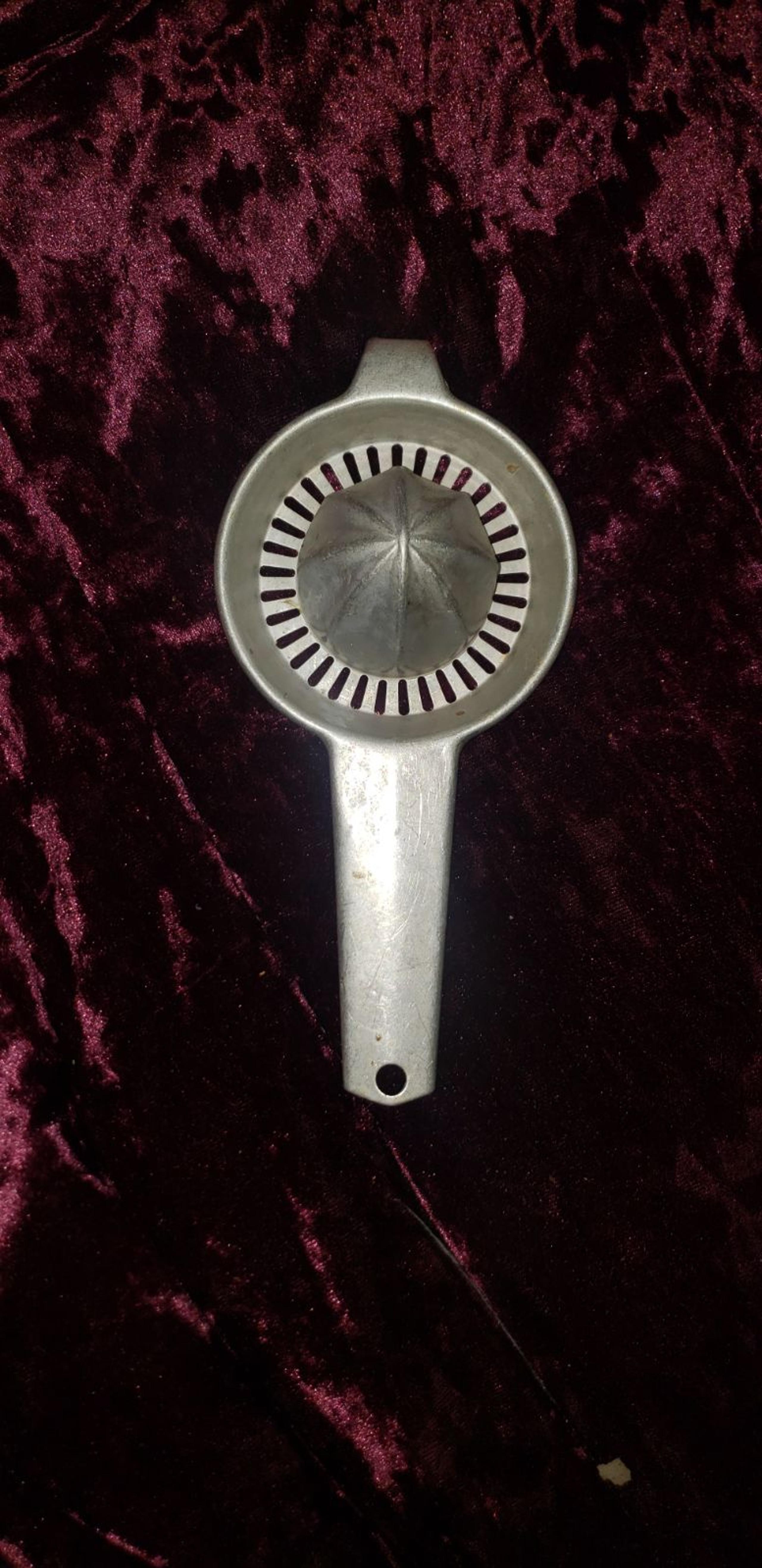 Vintage juicer