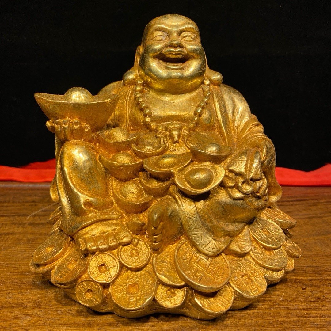 Pure copper gold-plated Yuanbao Maitreya Buddha is exquisitely made