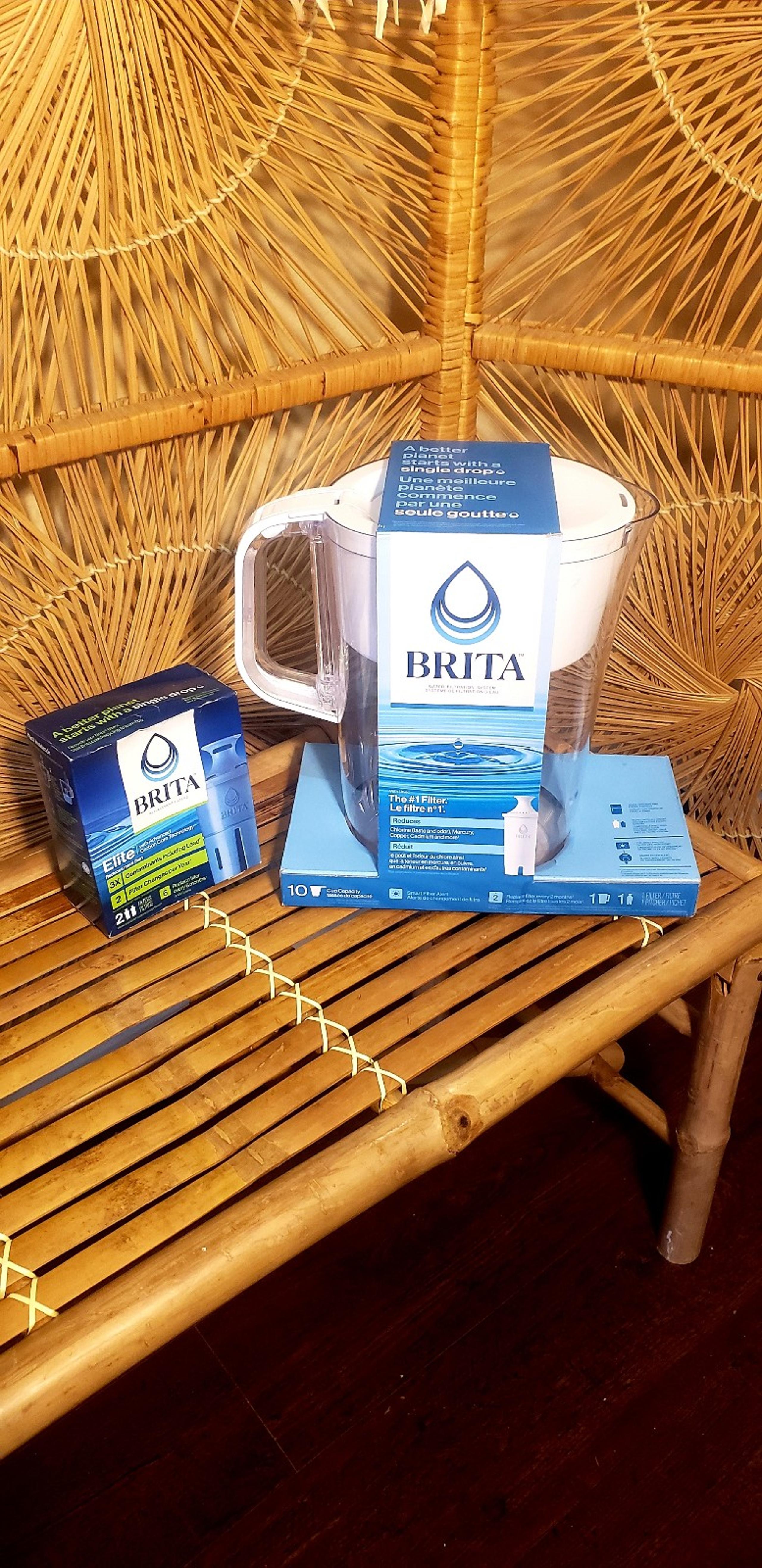 Brita 10 Cup Water Filter Pitcher/ 1 regular filter + BONUS 2-pack Elite Filter