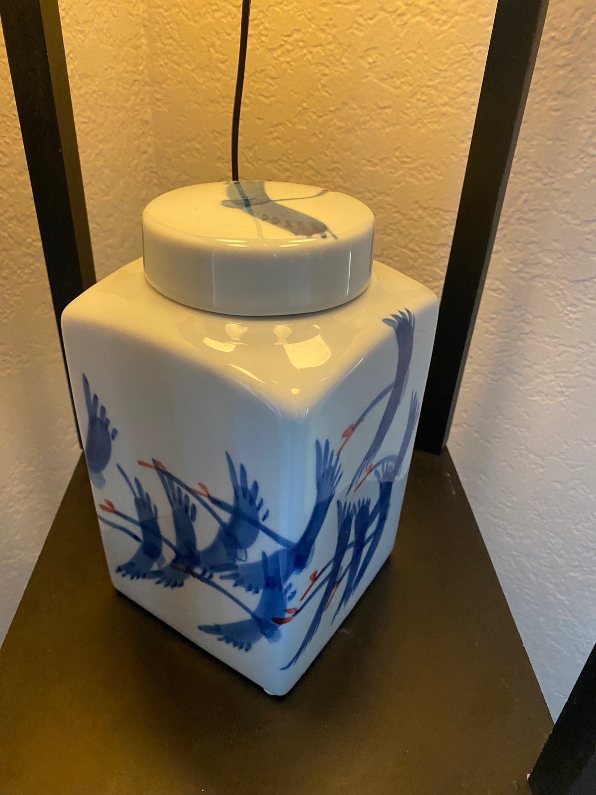 ginger jar chinese vase Chinoiserie with lid