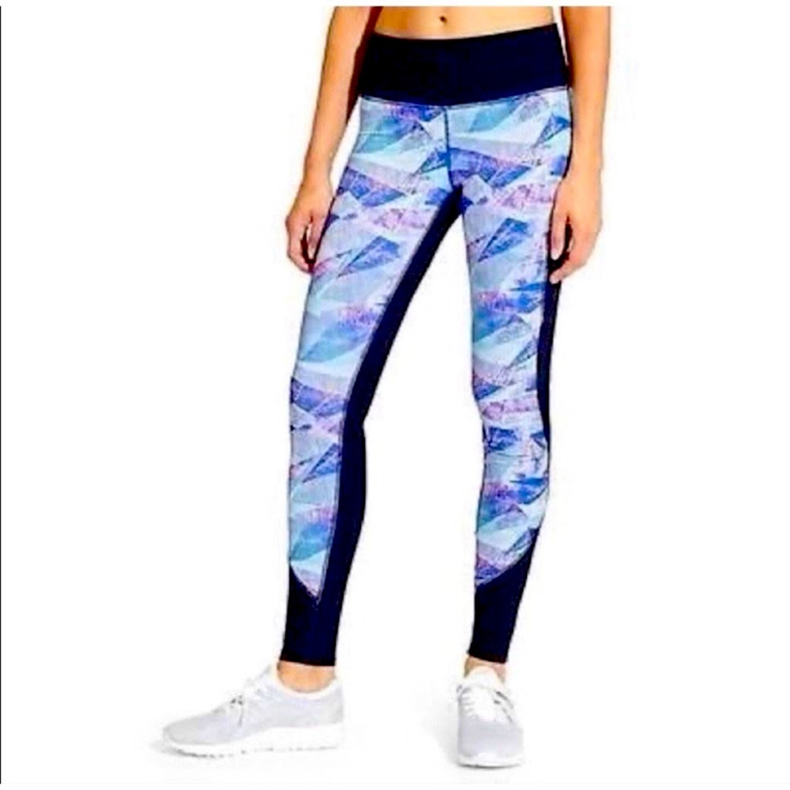 Athleta Luminous Powder Peak Legging in Navy.