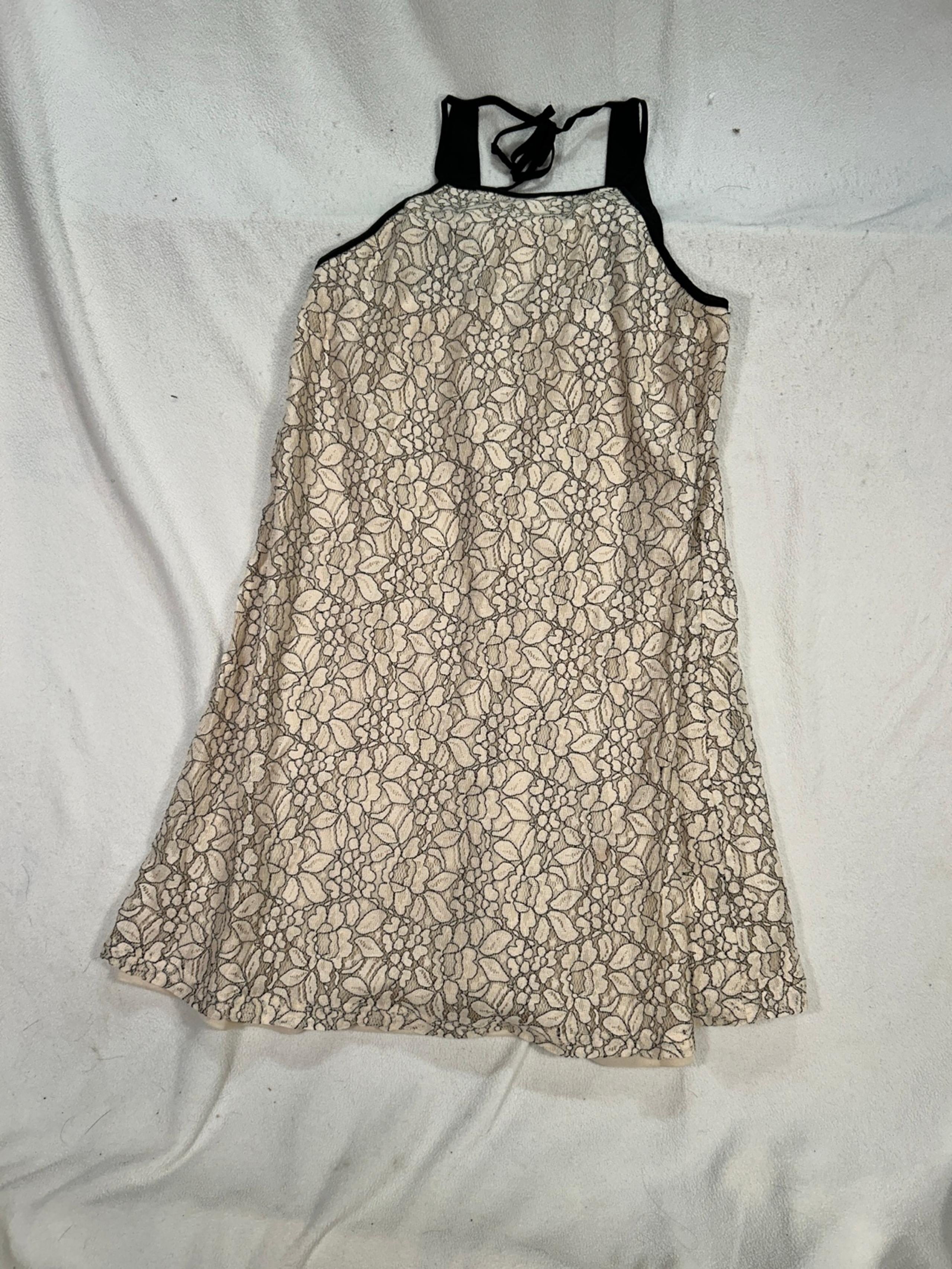 Ya Los Angeles Women’s Cream Party Dress Lace Lined Size M