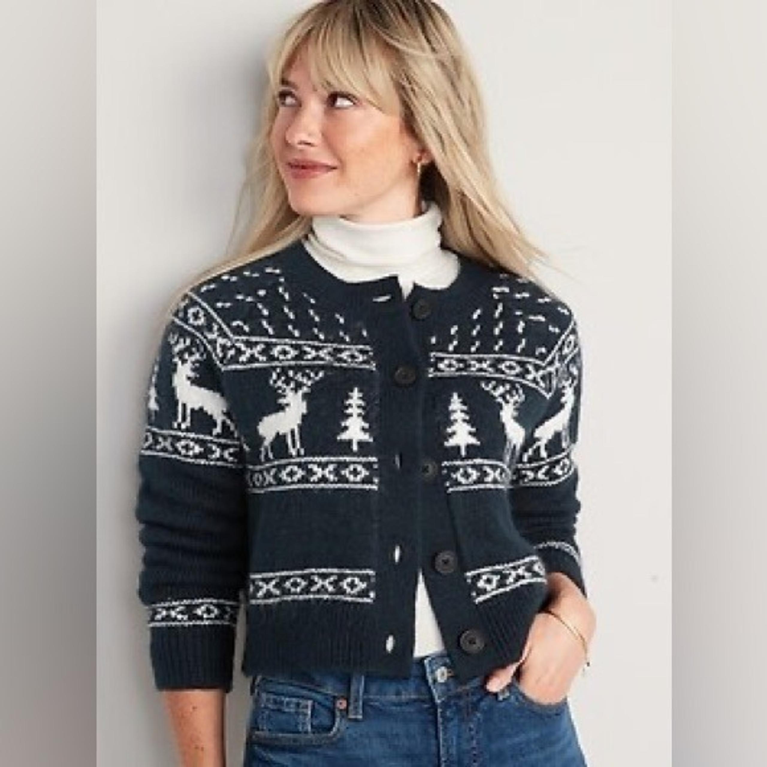 Old Navy Cropped Fair Isle Reindeer Cardigan Sweater Wool Blend