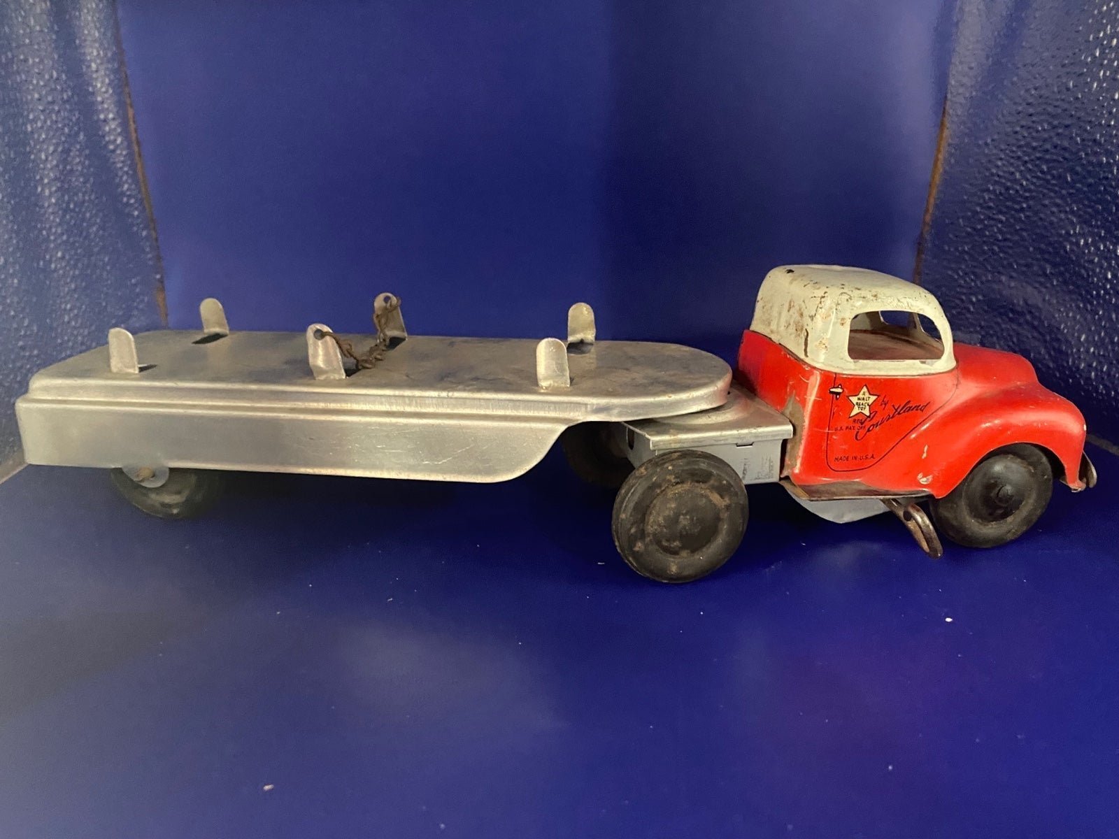 Courtland wind up truck #154