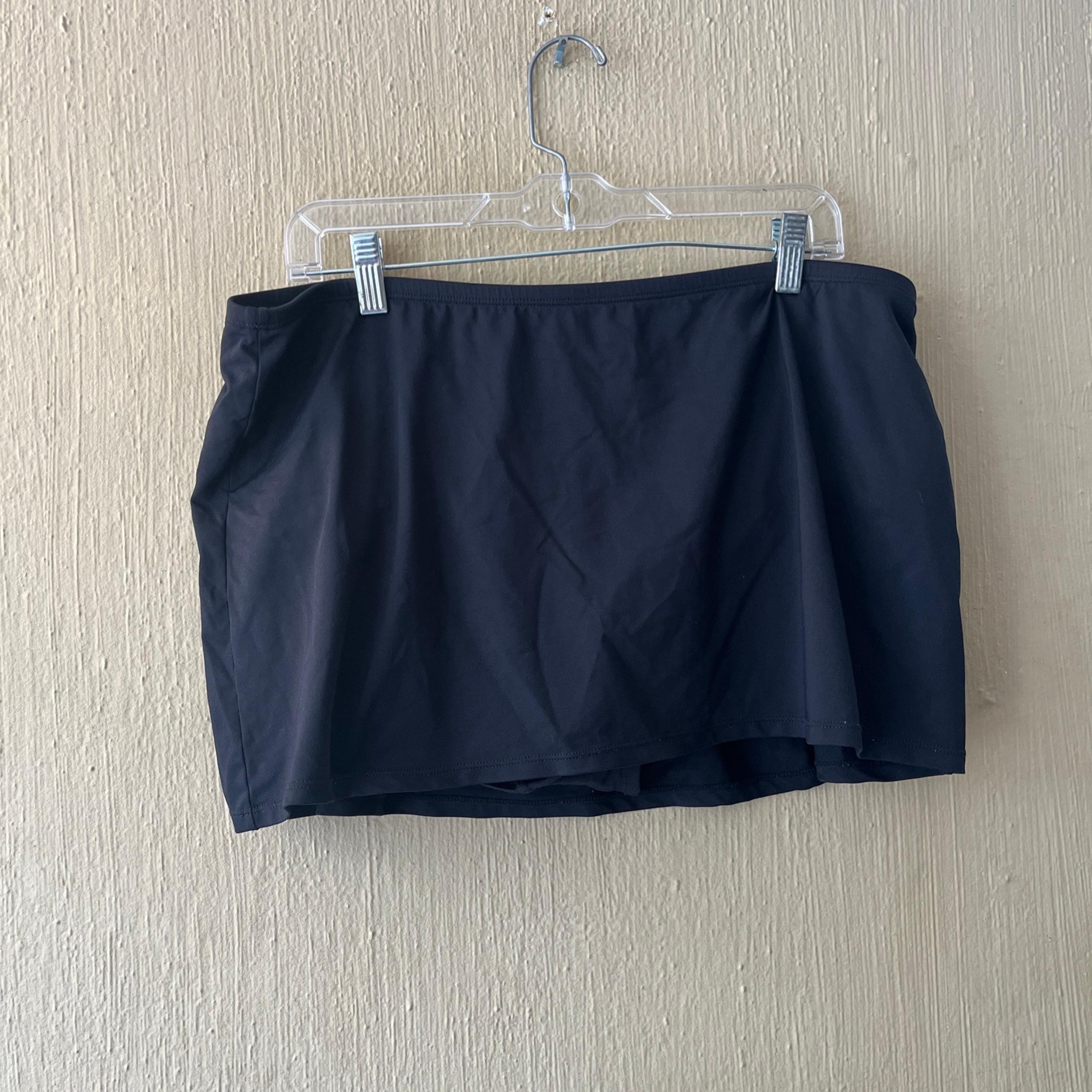 Liz Claiborne black swim skirt size 18W Swim Bottom Bikini