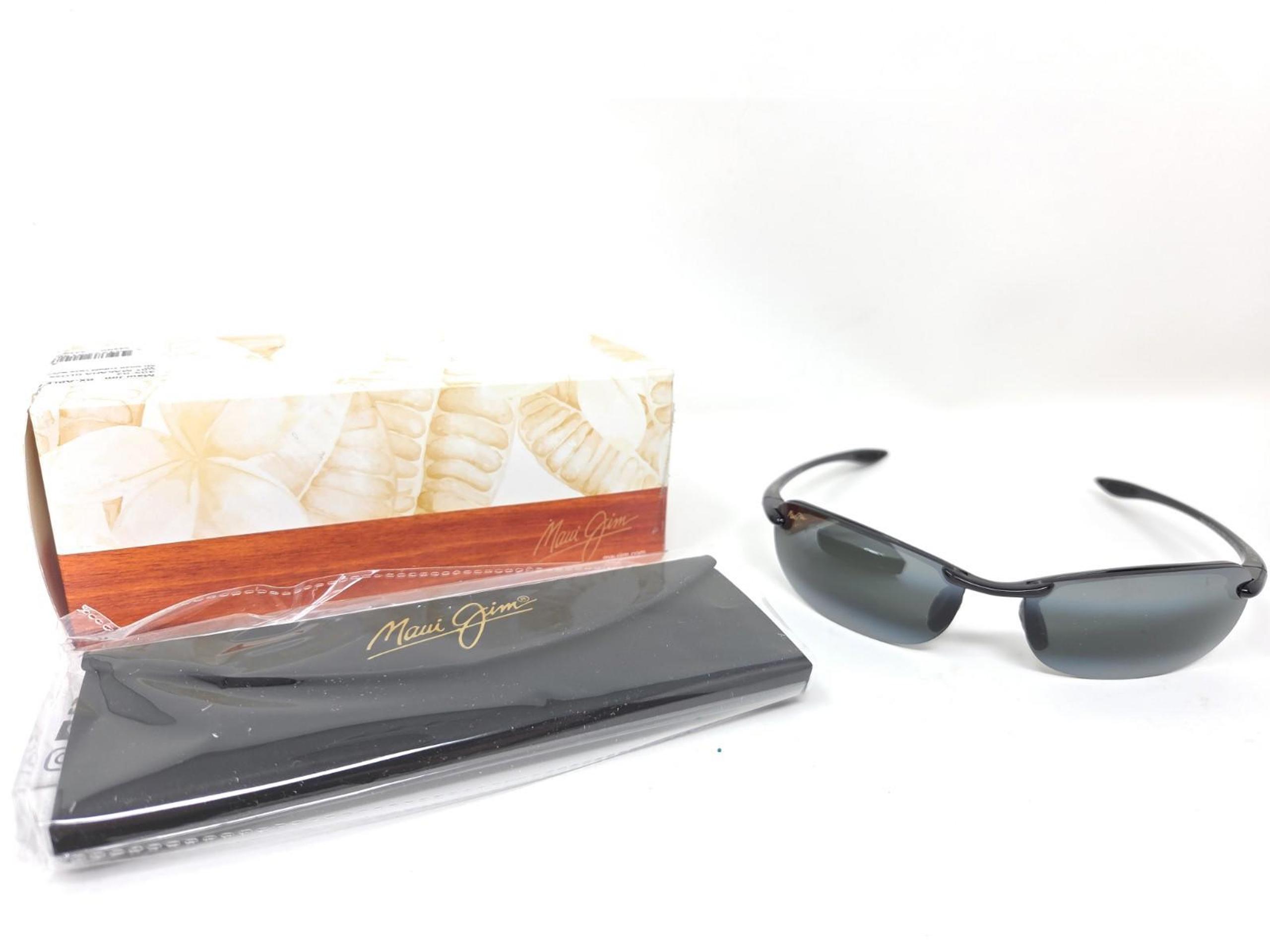 Makaha Polarized Sunglasses MJ405-02, Gloss Black/Neutral Gray NEW - Maui Jim