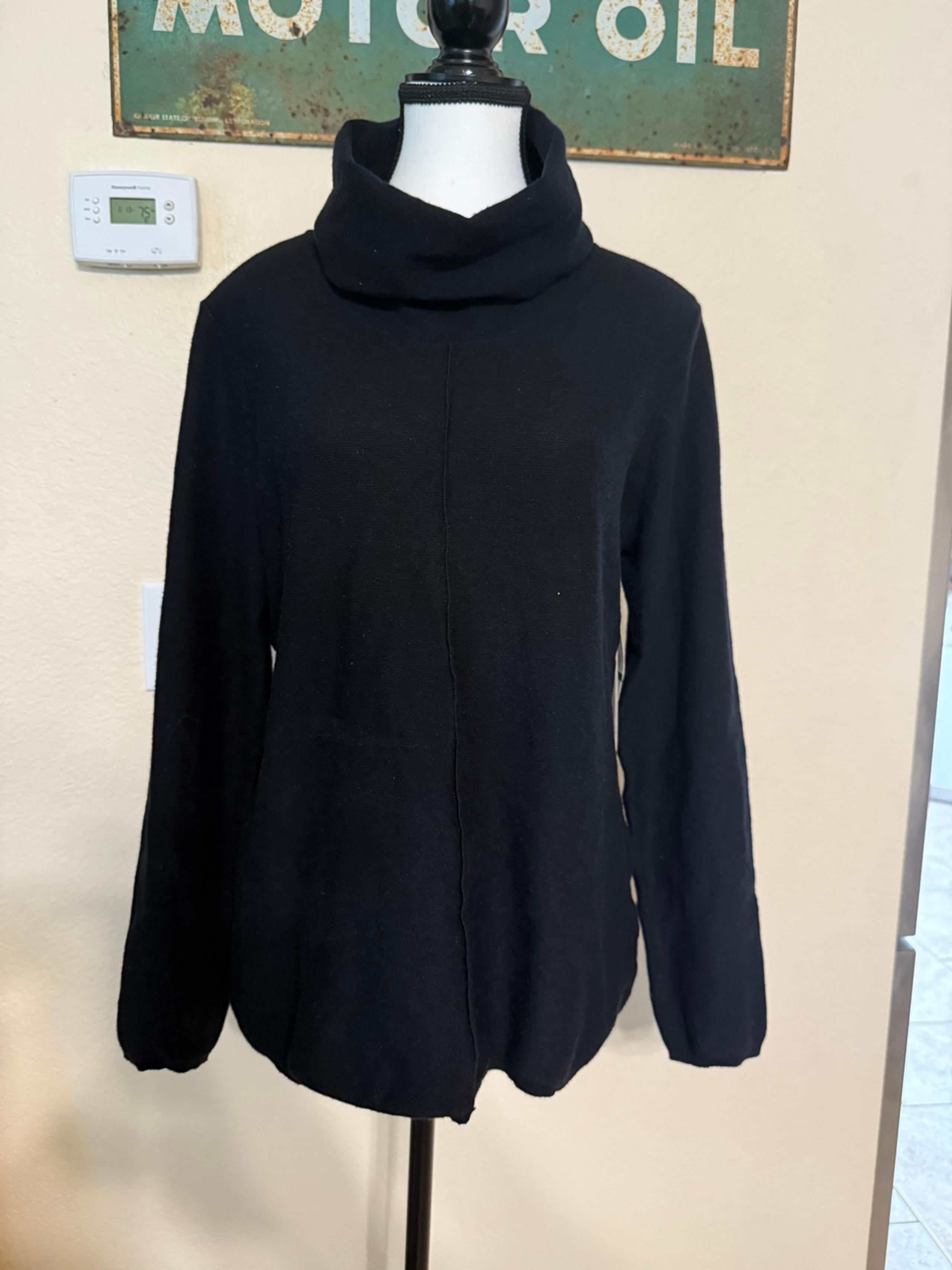 NWT Calvin Klein Jeans Women Pullover Sweater Black Long Sleeve Turtleneck Large