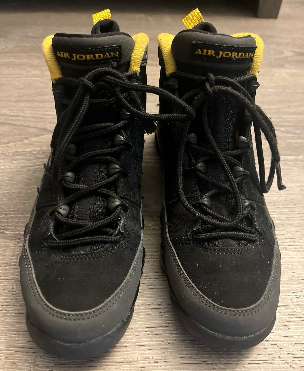Size 4Y Air Jordan 9 Retro Dark Charcoal/University Gold