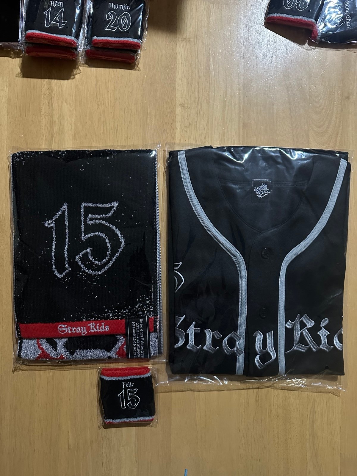 Straykids dominATE Bundle - BbokAri / Felix T-shirts