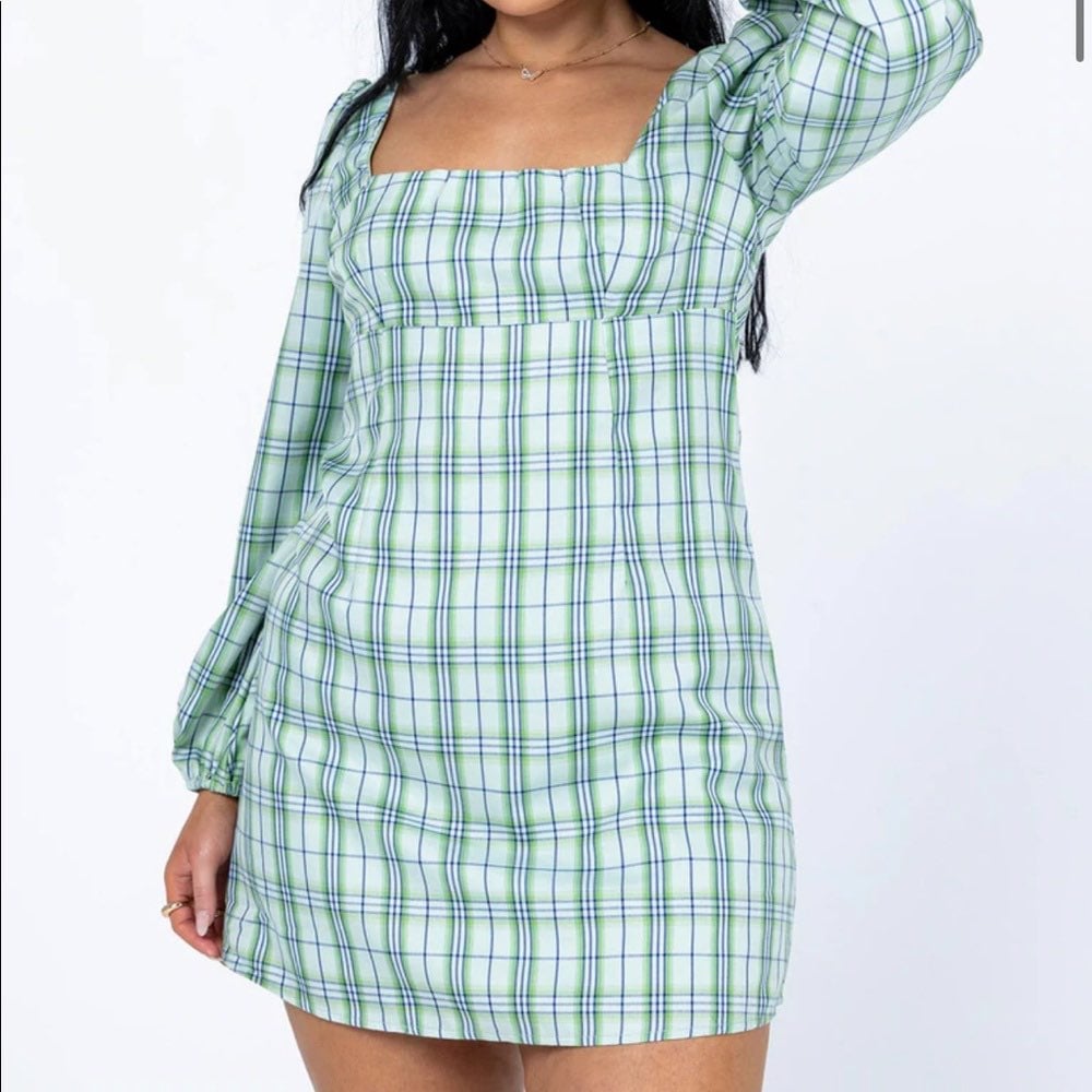 TheEmeraldHanger | Mercari