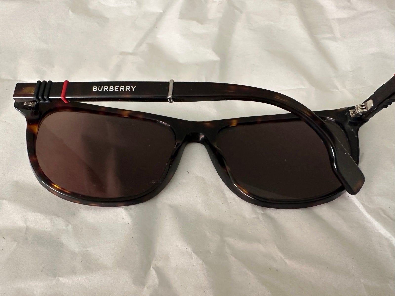 Burberry sunglasses brown