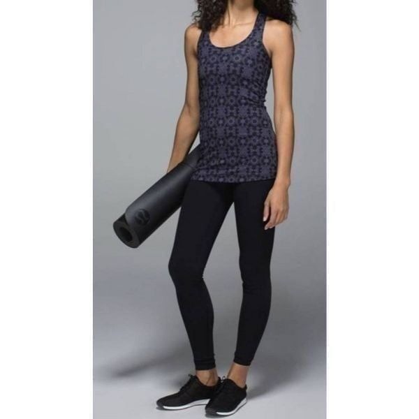 LULULEMON ATHLETICA Cool Racerback Size 6