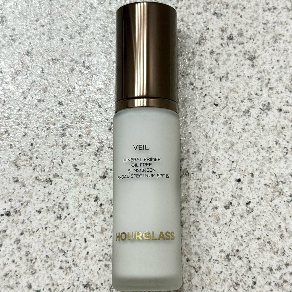 Hourglass Veil Mineral Primer