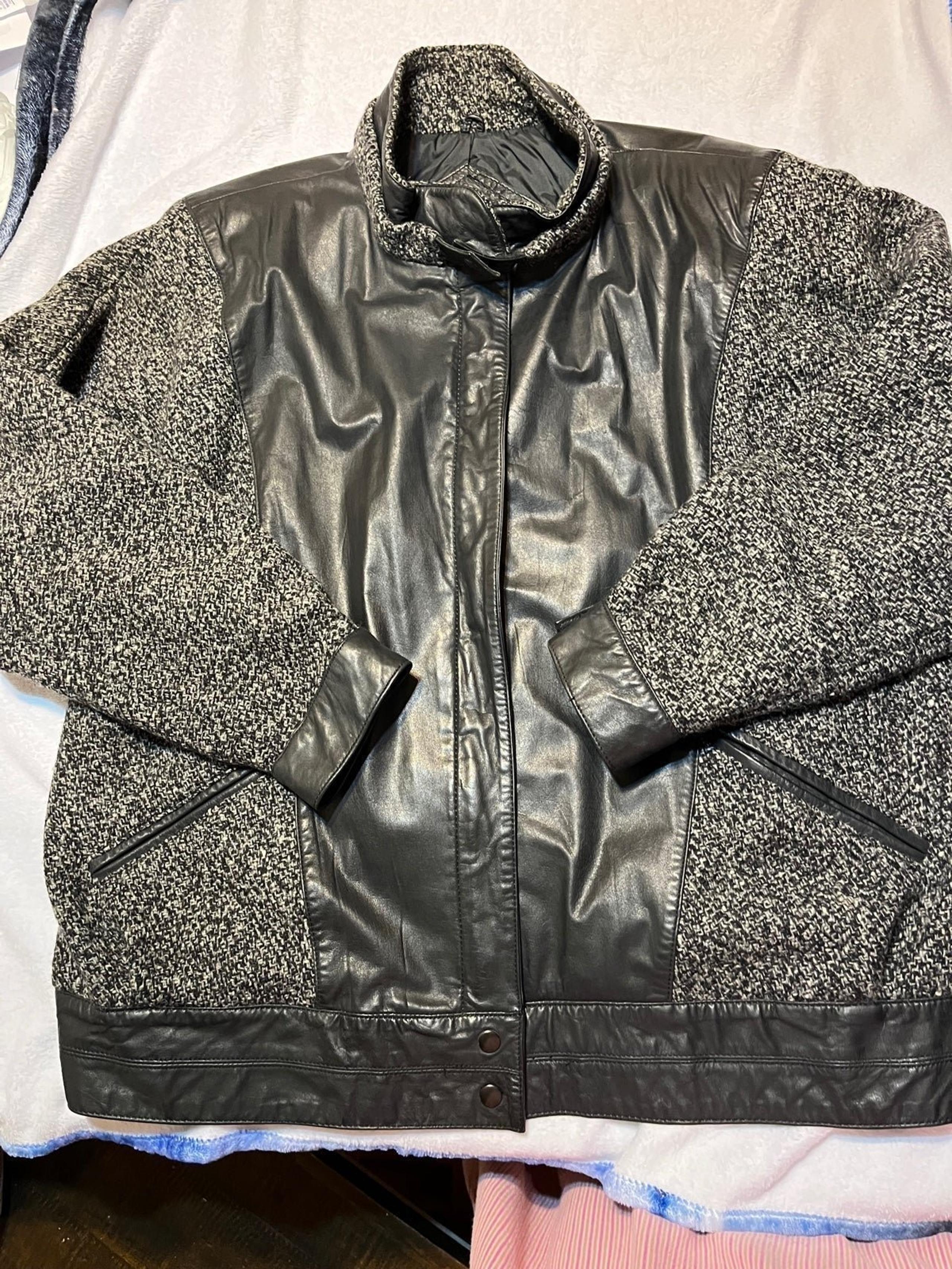 Vintage winlit wool and leather jacket Seems To Be A Men's XL Very Good Cond