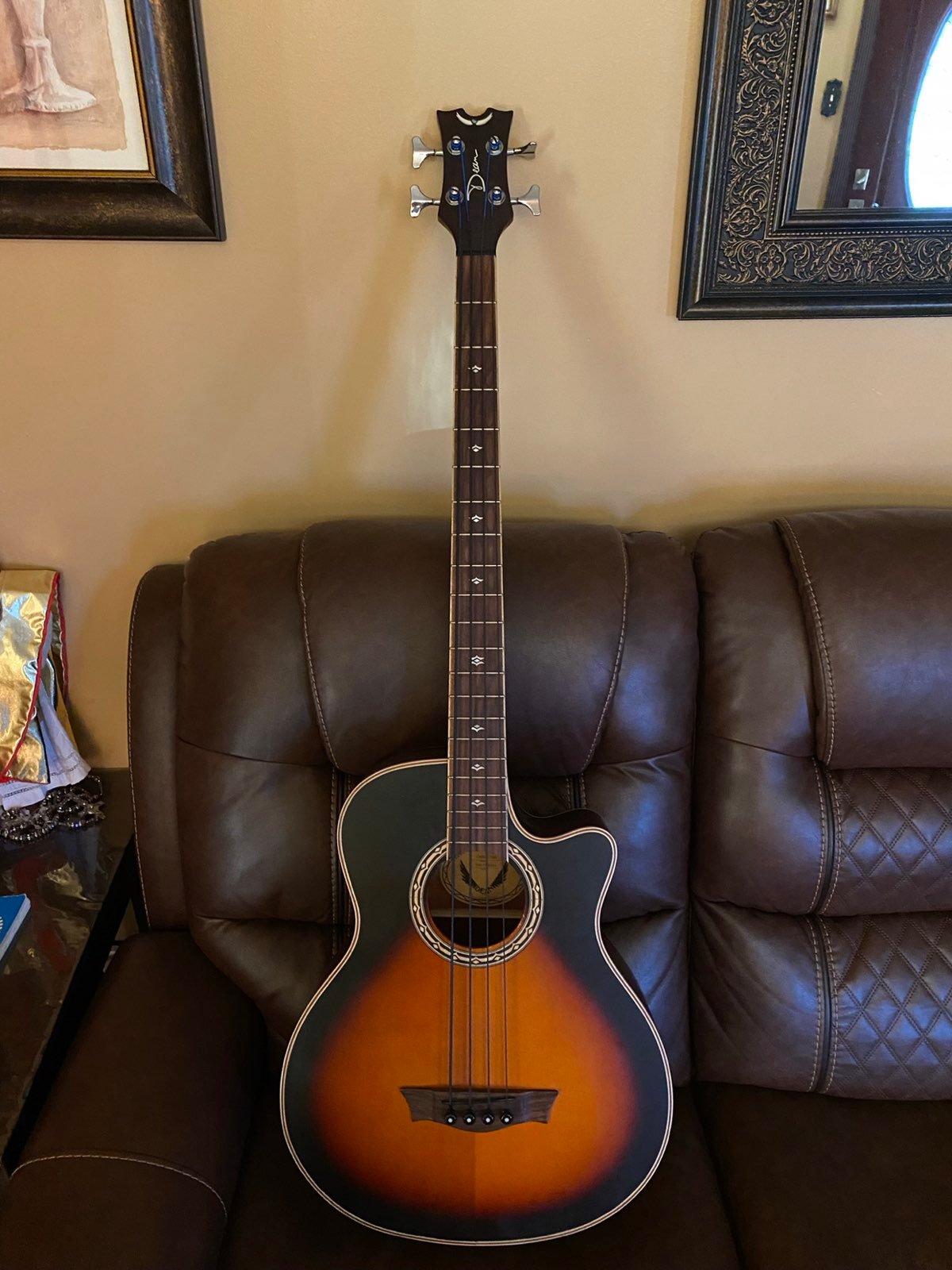 Dean Acoustic Bass +new strings