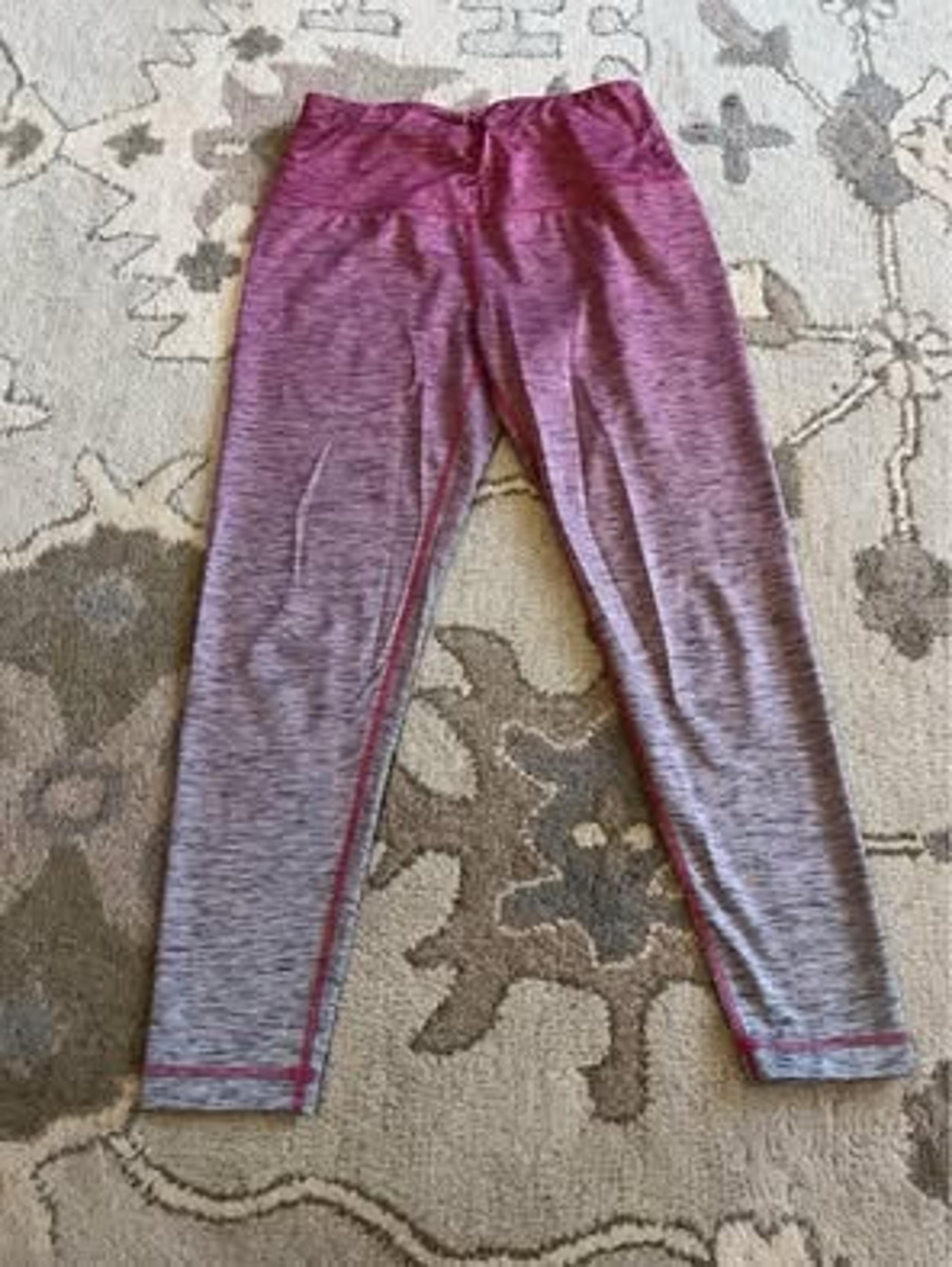 Reebok cropped activewear leggings, Women’s small