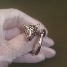 Signed 950 Sterling Silver Leopard Head Open Ring - Unique & Stylish - Size 20
