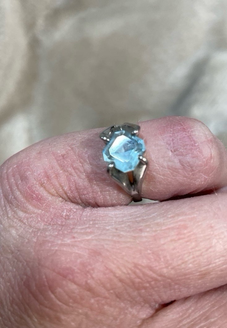 Aquamarine Ring with Silver Gold