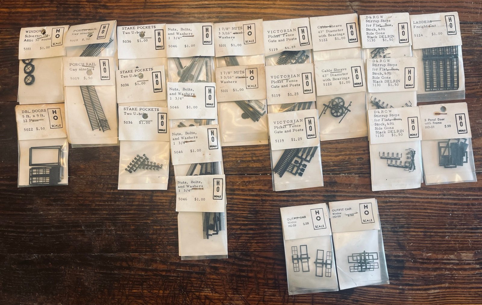 GRANDT LINE Vintage FREIGHT Trains (25) Sealed Packs