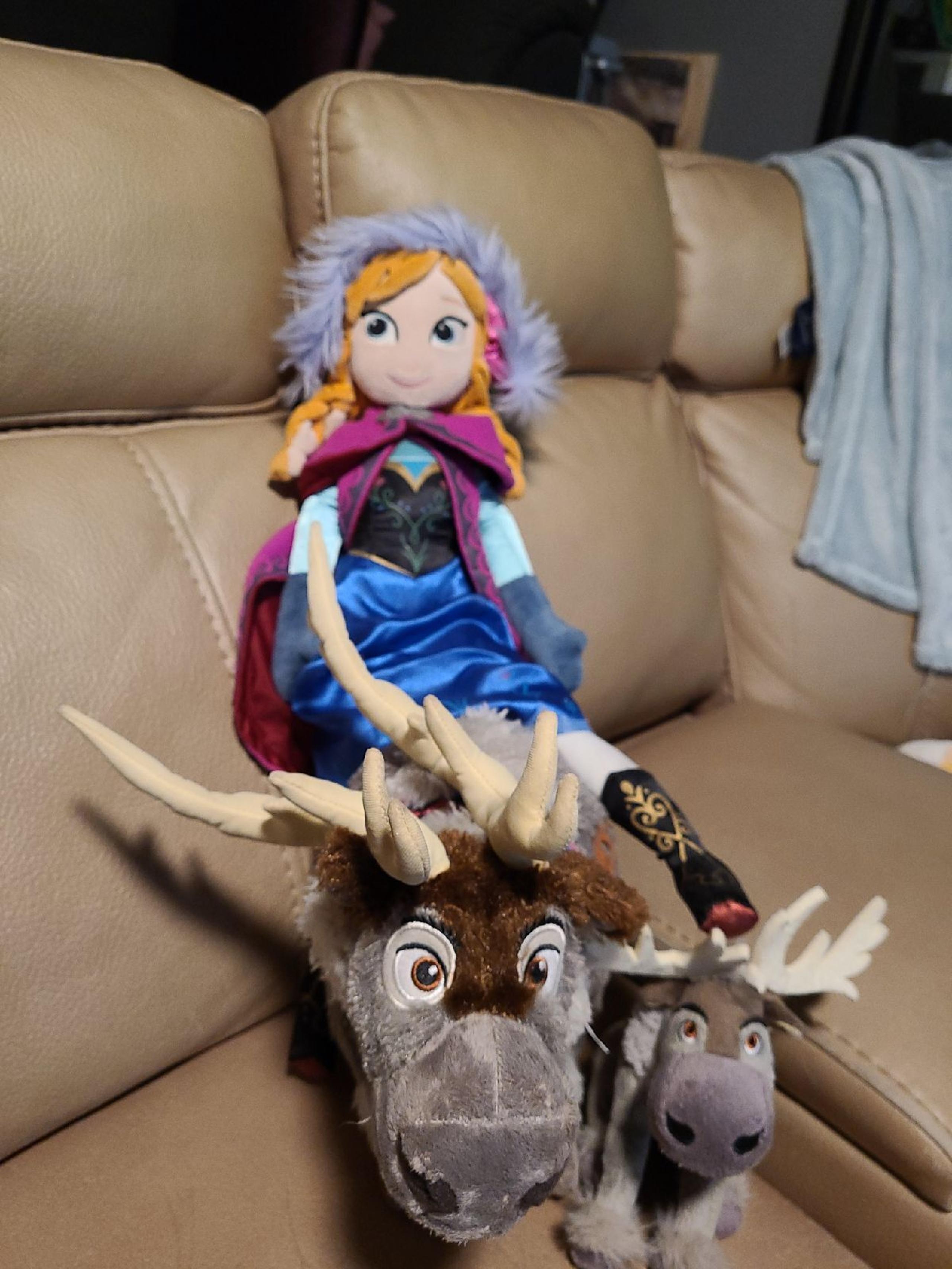 Frozen Ana and Sven Lot of 3