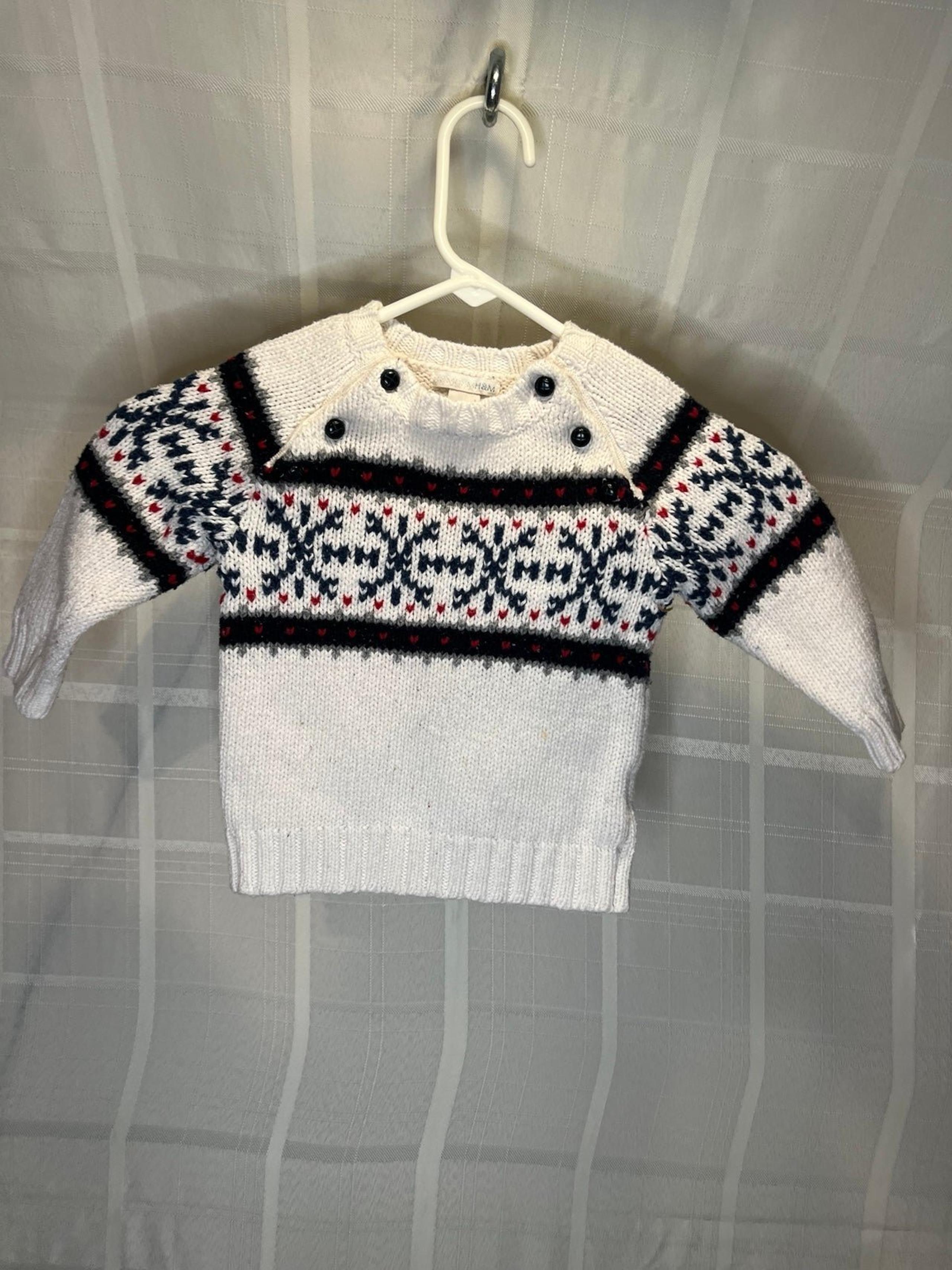 H&M Crew Neck Shoulder Button Infant Sweater 9-10 MO