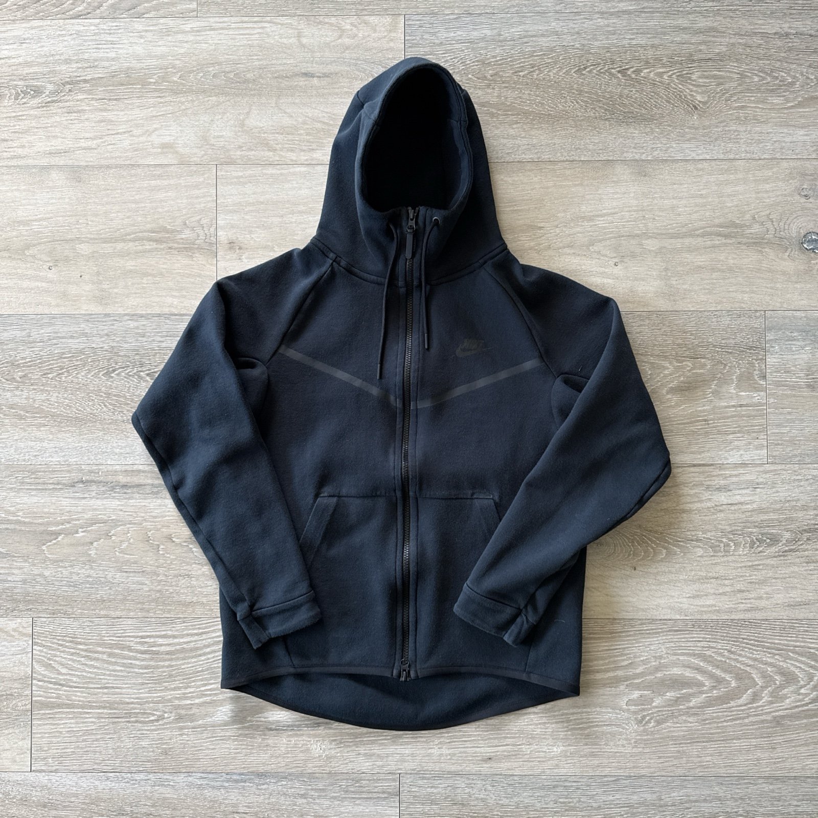 Black Nike Tech fleece Size Small men's