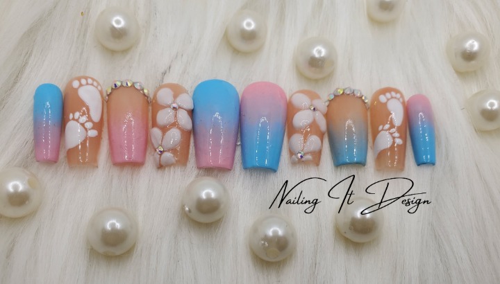 Hand painted gel baby gender glue on nails