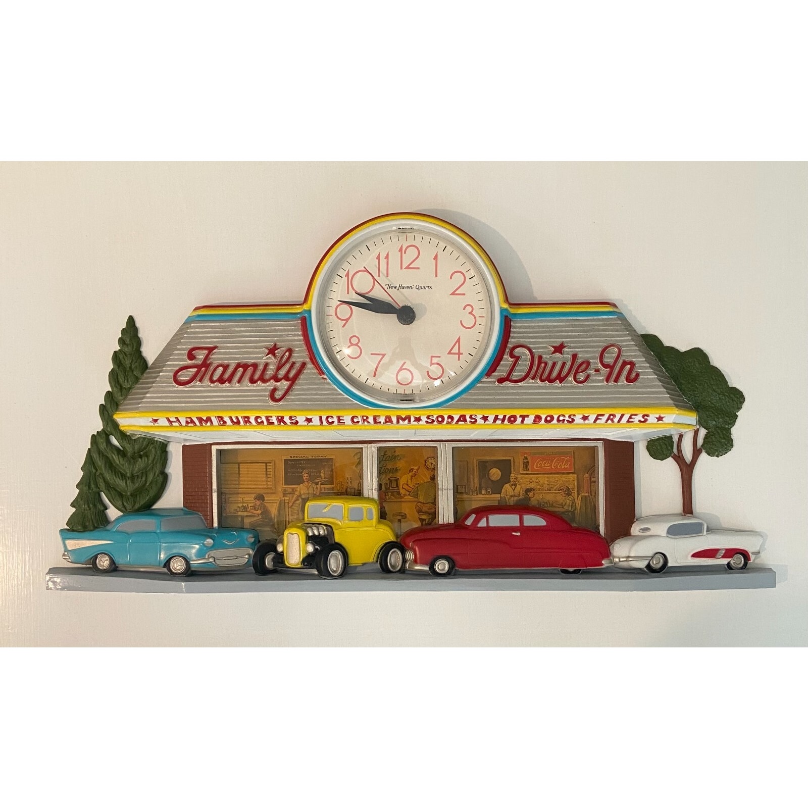 Vintage Family Drive In Diner Battery Operated Wall Clock 1988 Burwood Products