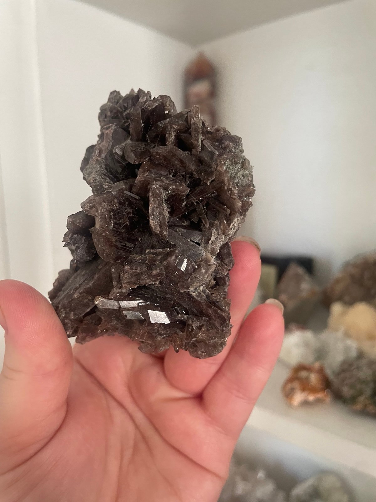 Axinite