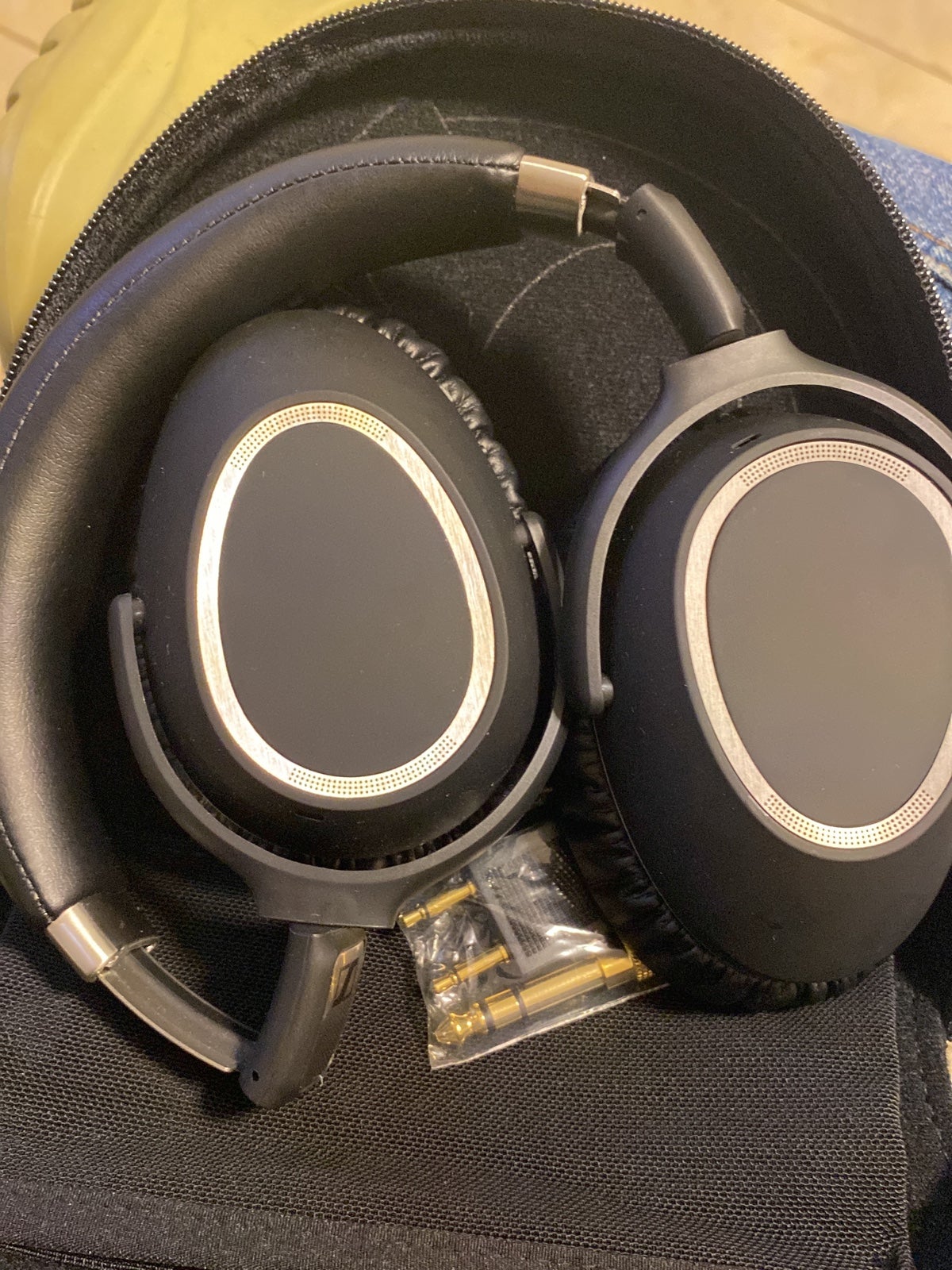 Sennheiser Black PXC 550 Wireless Headphones