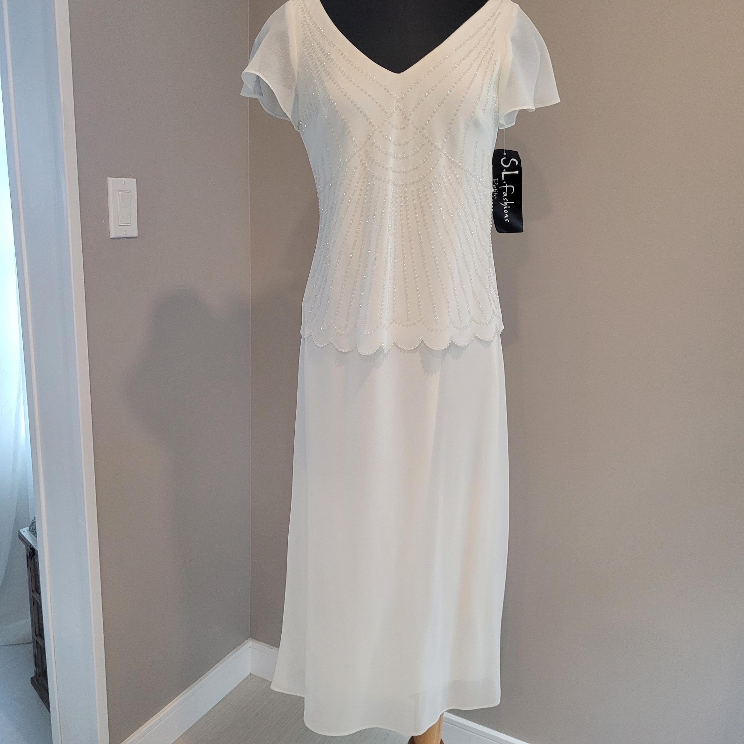 New SL Fashions Petite Cream Beaded Embellished  Special Occassion Dress Size 4P