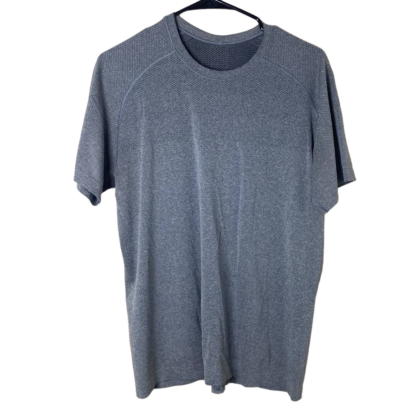 Lululemon Men Grey Work out Short Sleeve Sz M