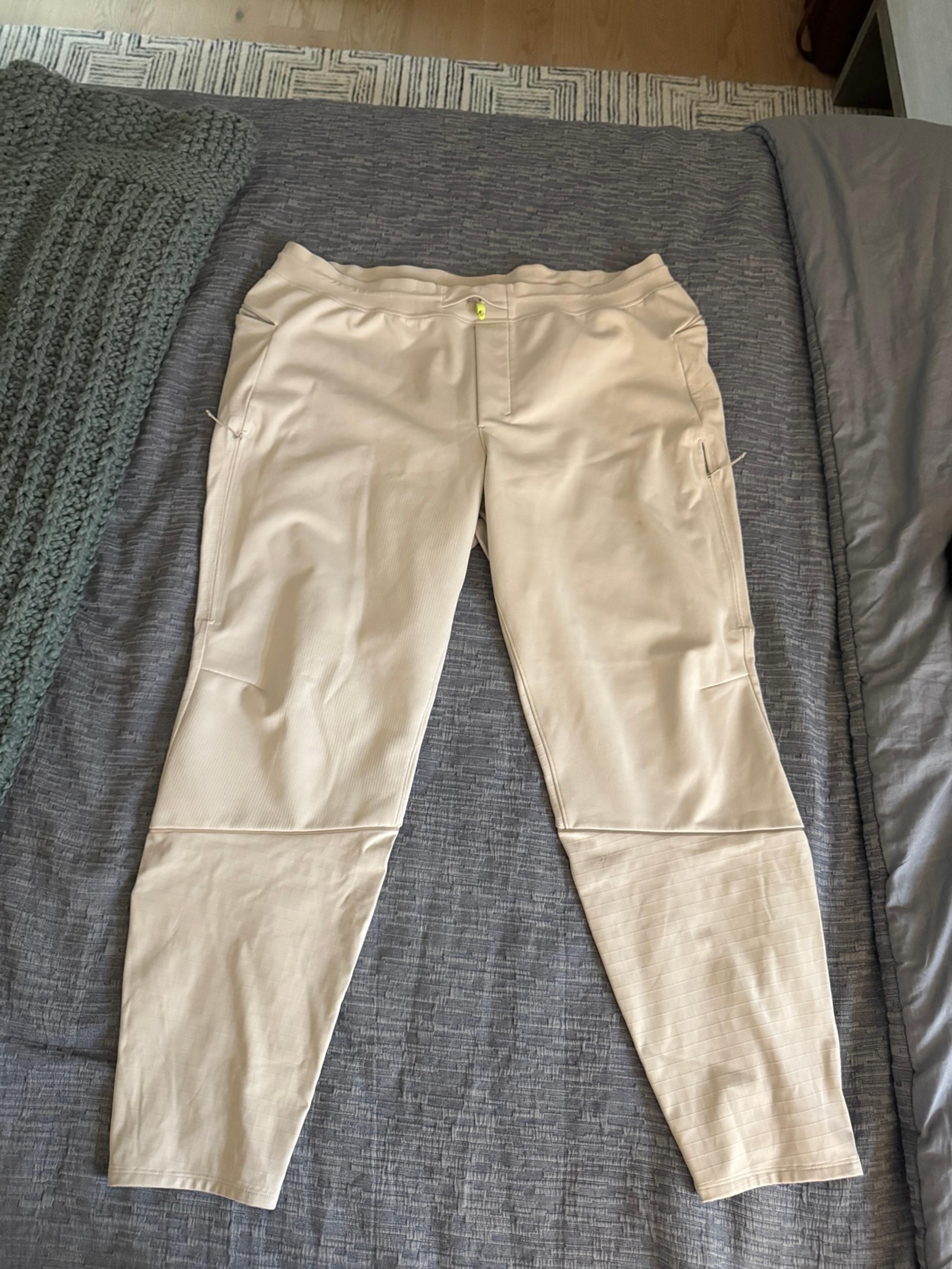 Men’s Lululemon pants