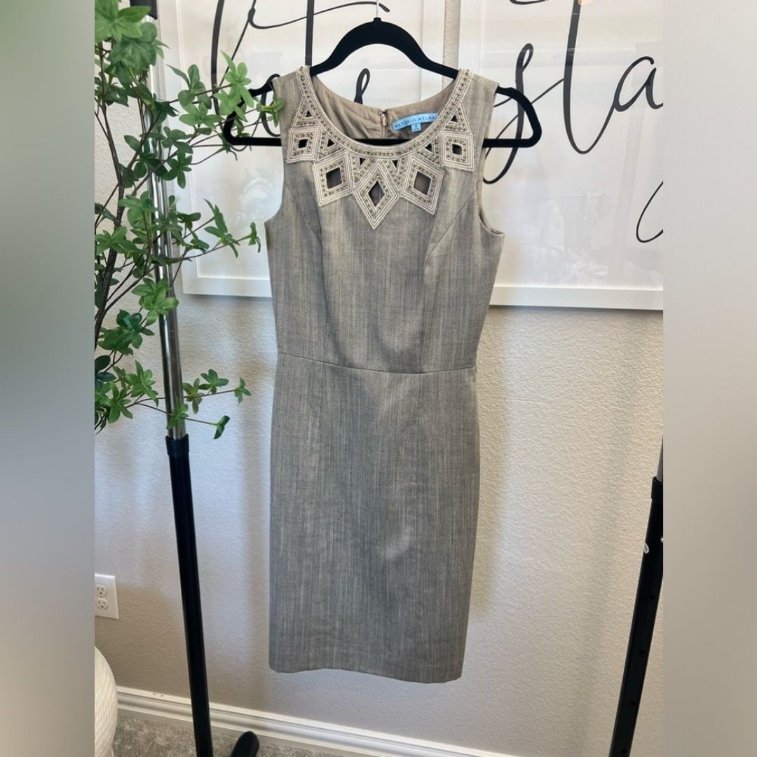 Antonio Melani Beige Sequin Neck Cocktail Dress size 0