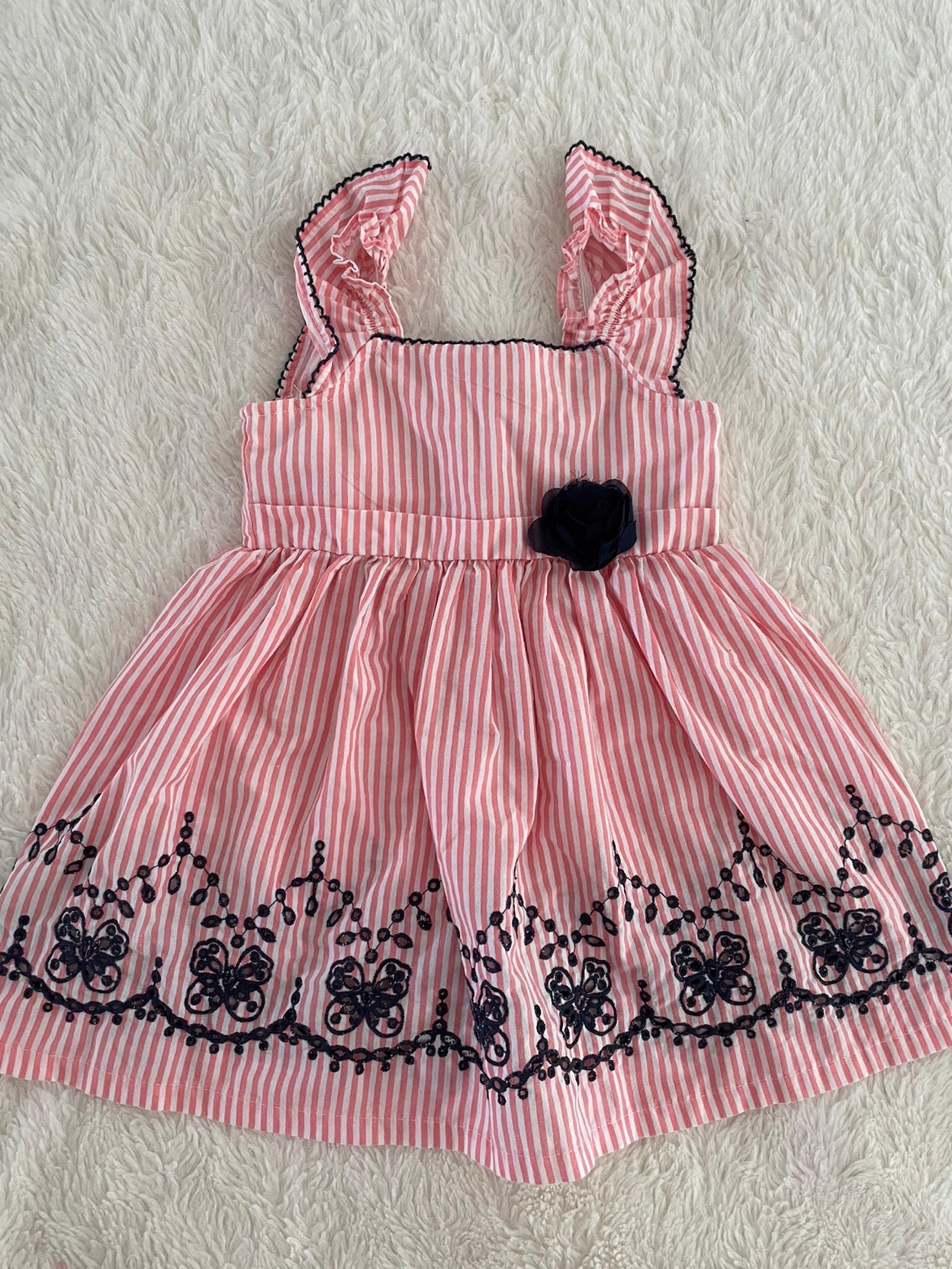 EUC Adorable Dress with lovely details size 12months