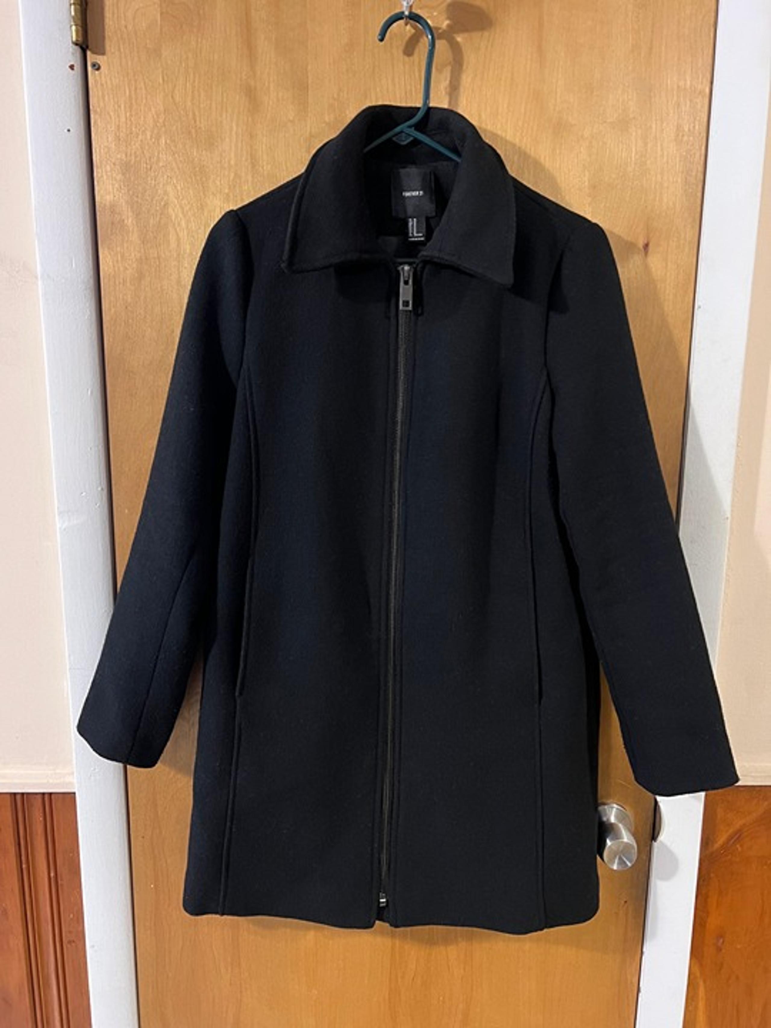 Forever 21 Women's Black Long Sleeve Full Zip Wool Blend Midi Coat Jacket Medium