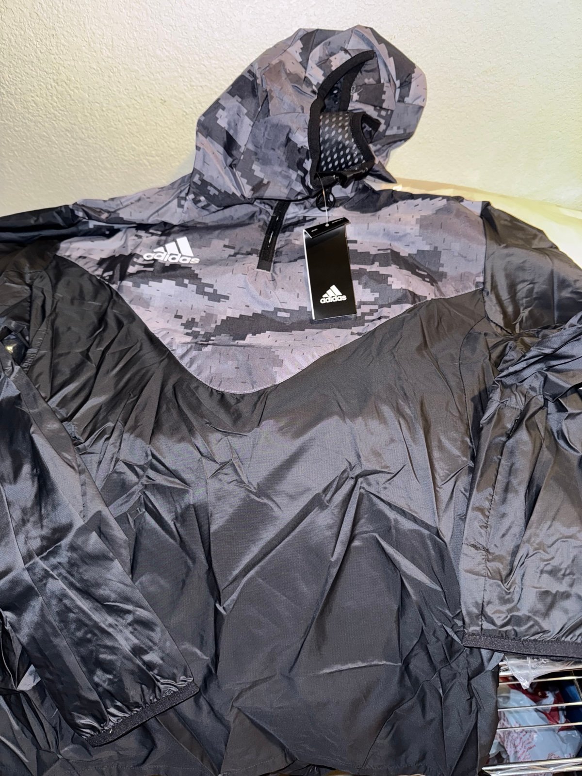 Adidas women jacket size small