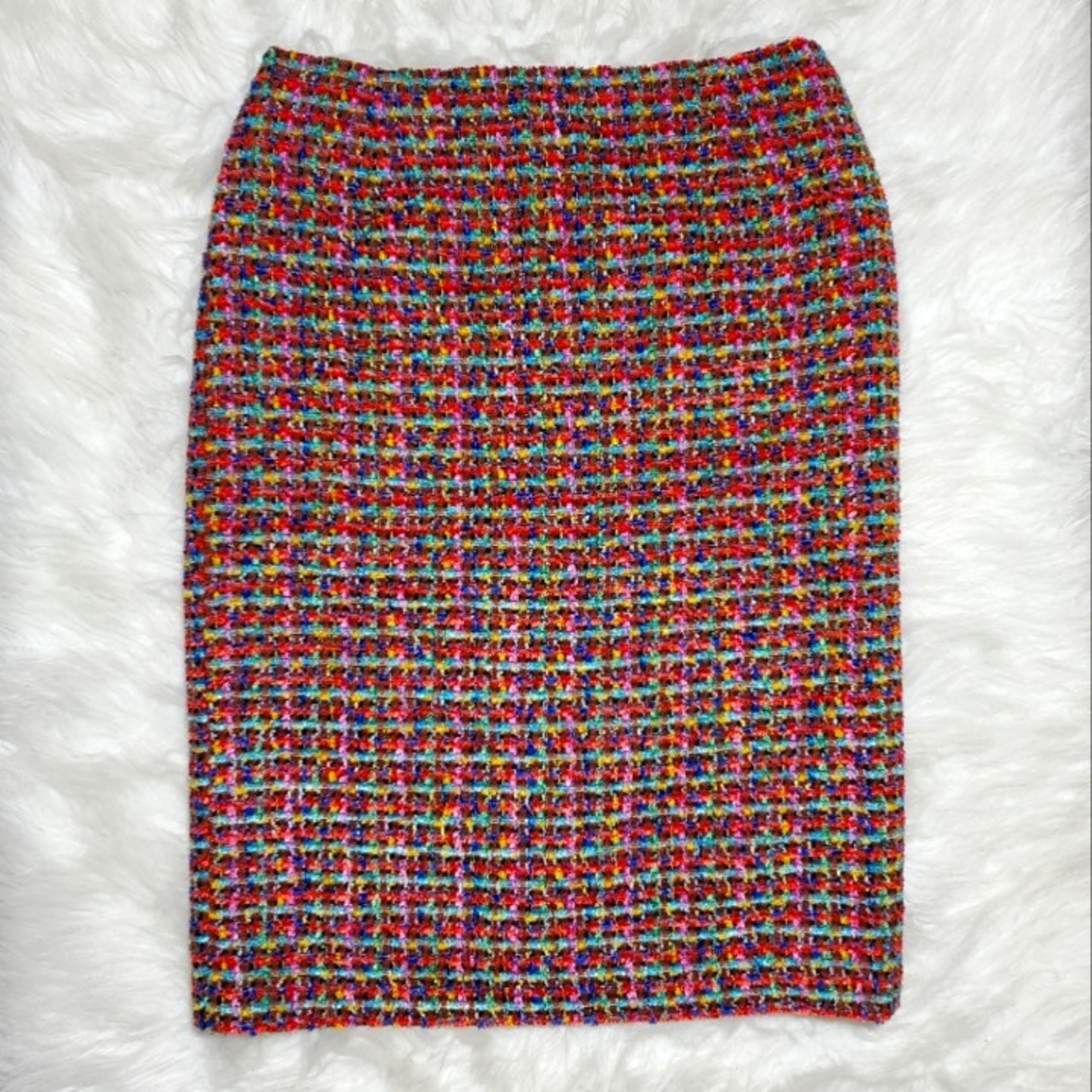 Escada tweed boucle wool pencil skirt