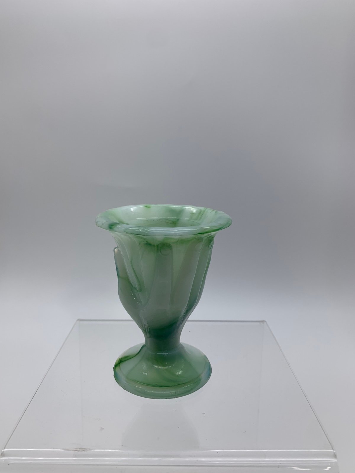 Akro Agate “ Beggars Hand” #766 Green & White Slag Glass Miniature Vase #13 Vtg.