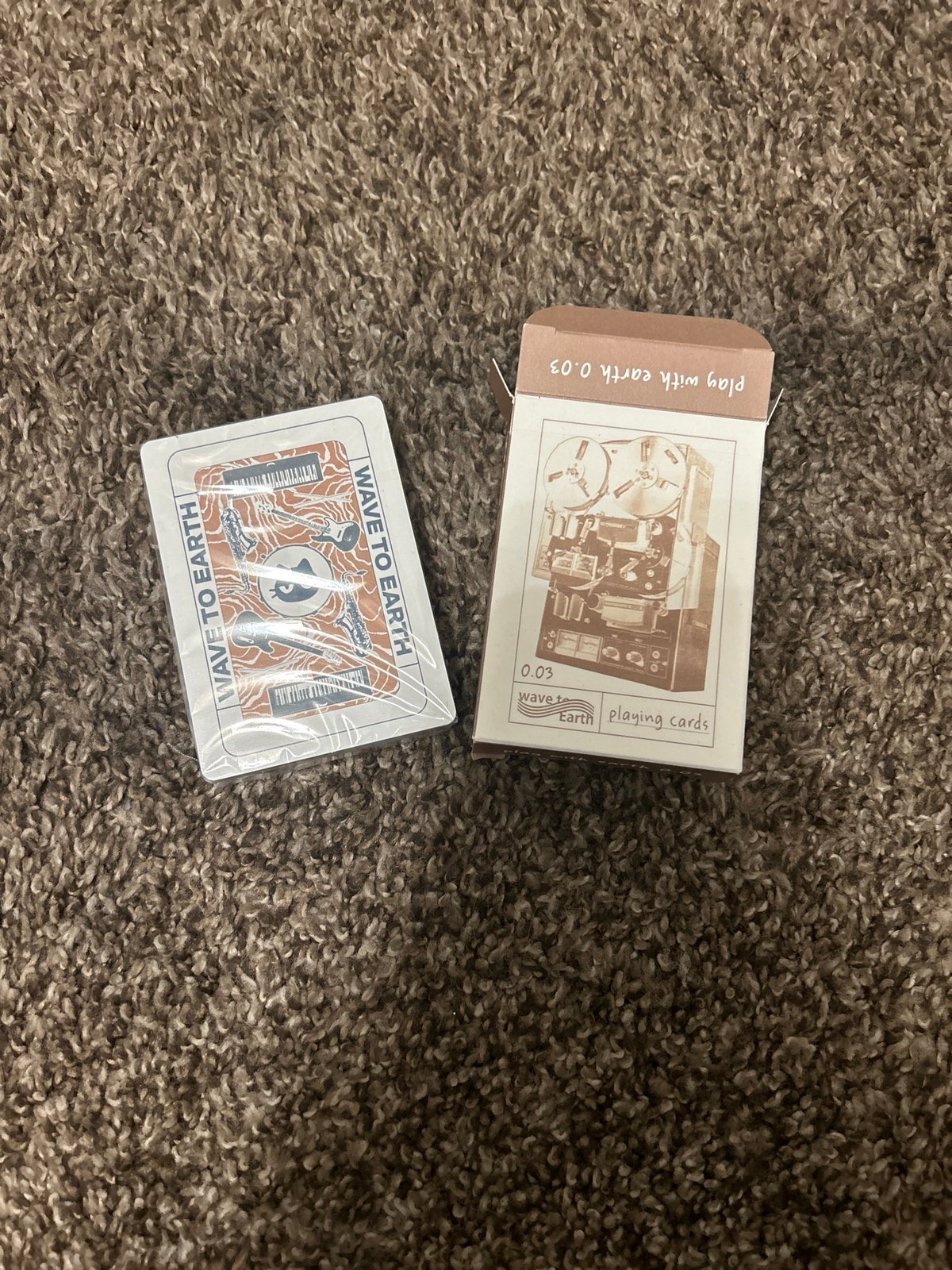 Wave to earth playing cards