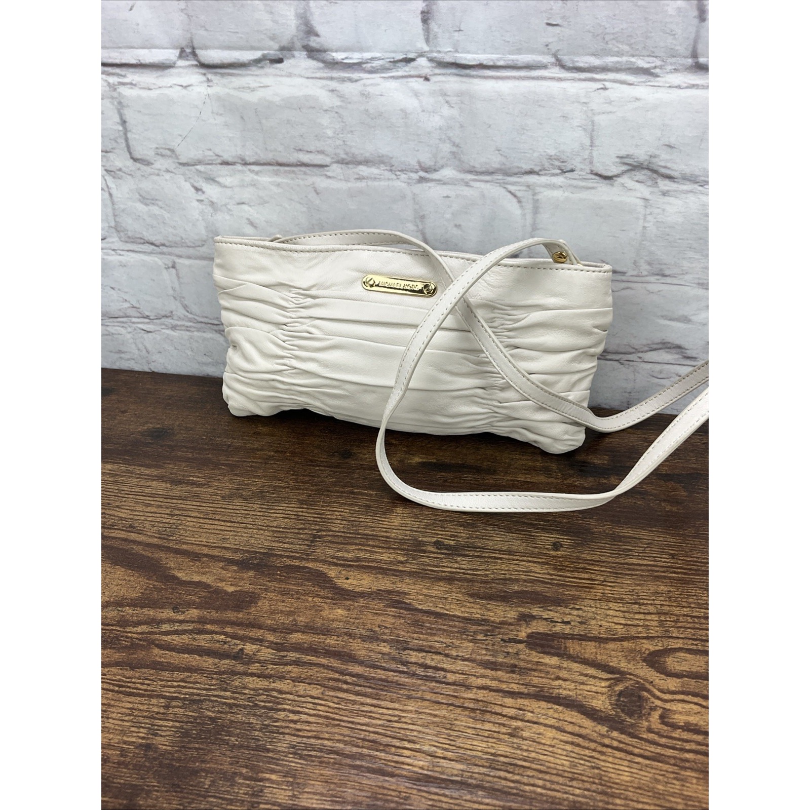Michael Kors small off-white leather shoulder bag/clutch - pre- owned